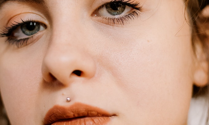 Schmuck für Lippenpiercings