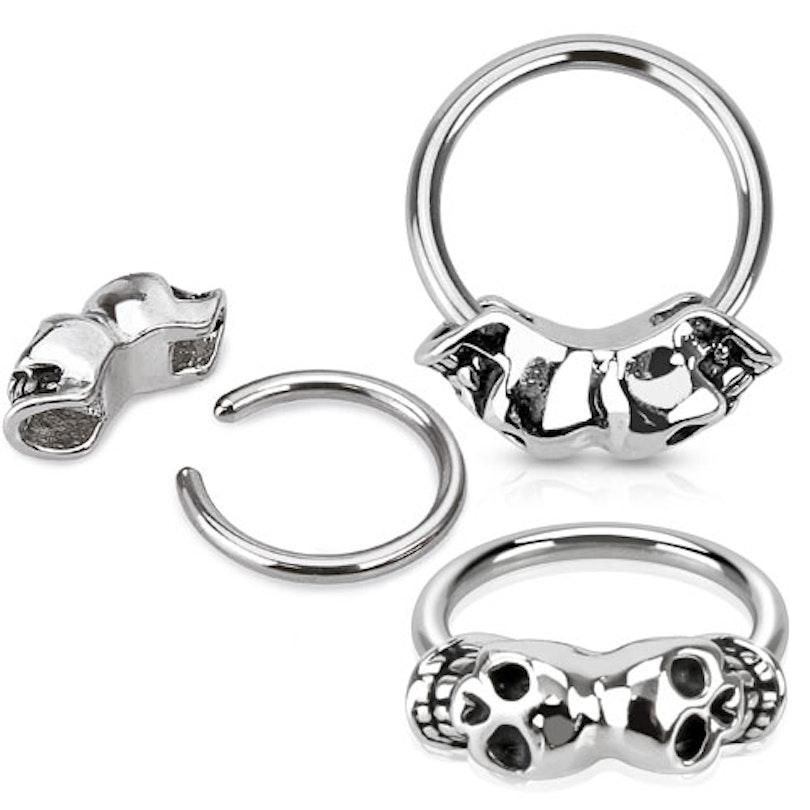Ring with two skulls