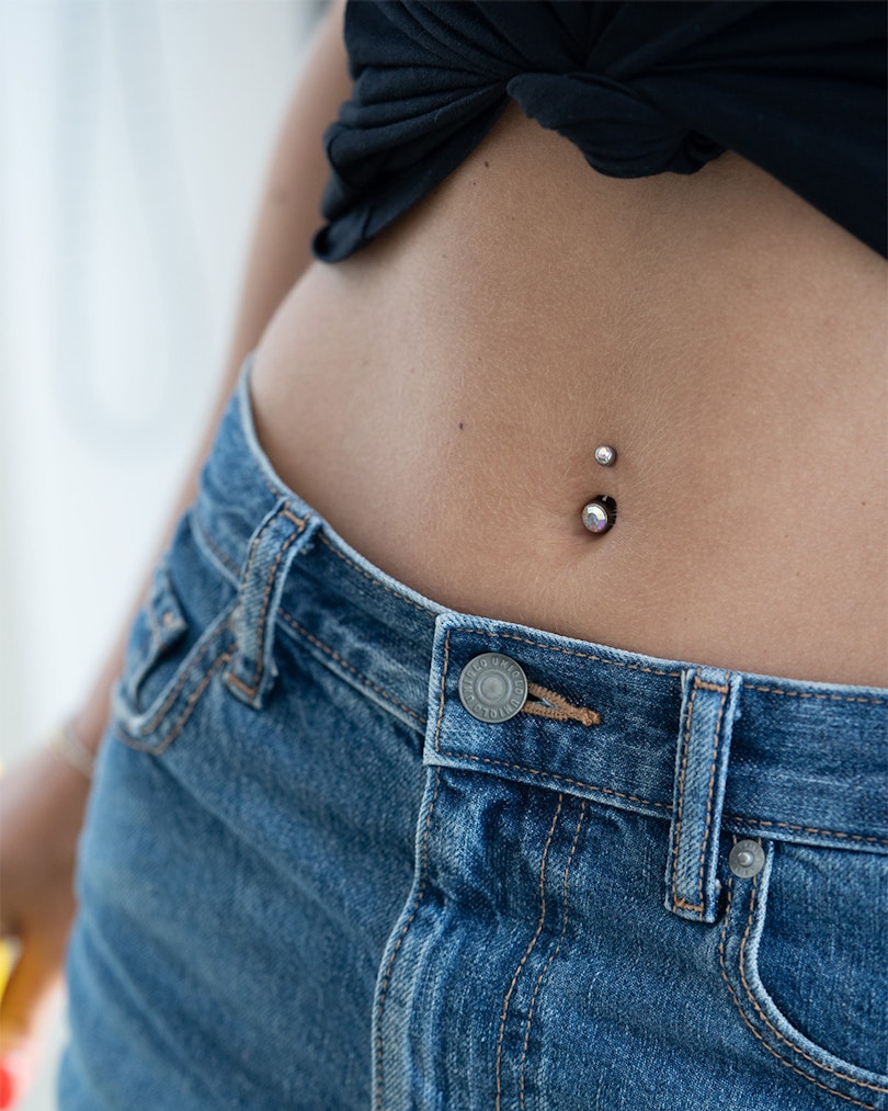Titanium belly button ring double jeweled 