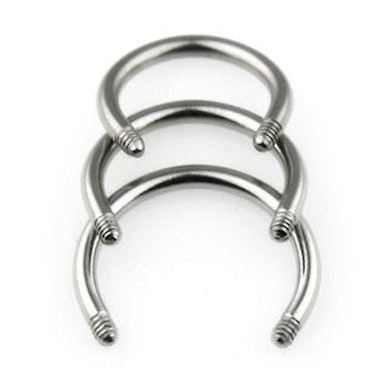 Loose circular barbell in a variety of sizes