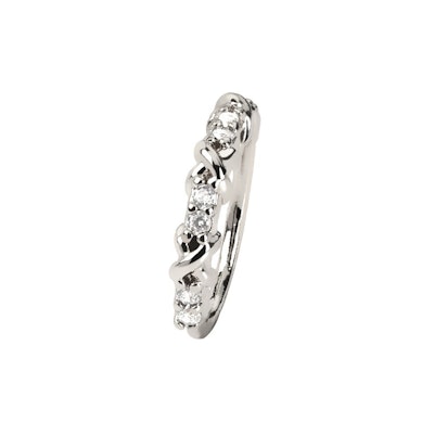 Twist ring with criss-cross design with pavé stones
