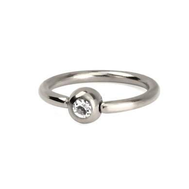 Seamless ring with fixed bezel-set ball