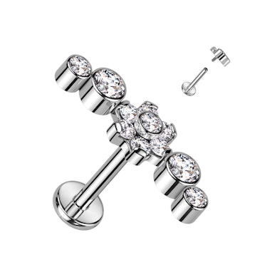 Labret made of titanium adorned with a beautiful flower design