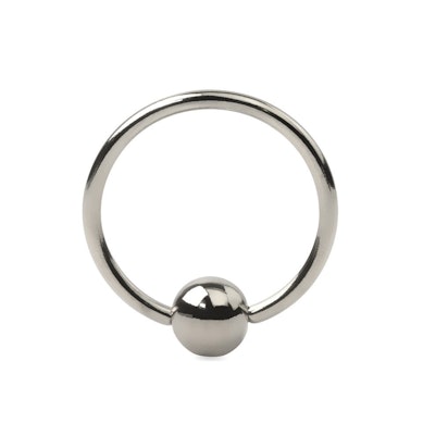 Captive bead ring made of titanium