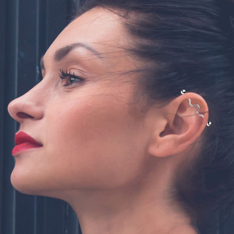 Industrial barbell with zig zag design Piercing