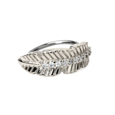 Twist ring with feather and stones