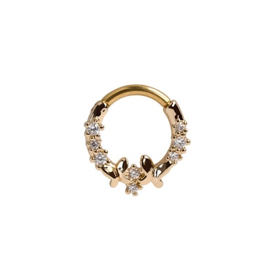 Forward facing ring with butterflies