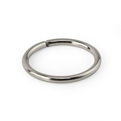Seamless ring in a variety of colors