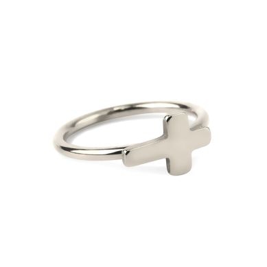 Ring with cross