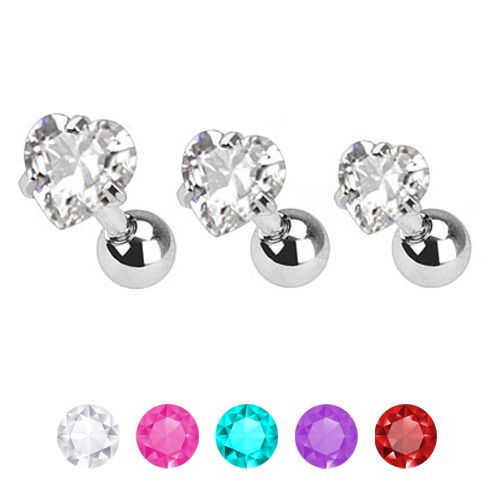 Ear piercing set with heart-shaped stone