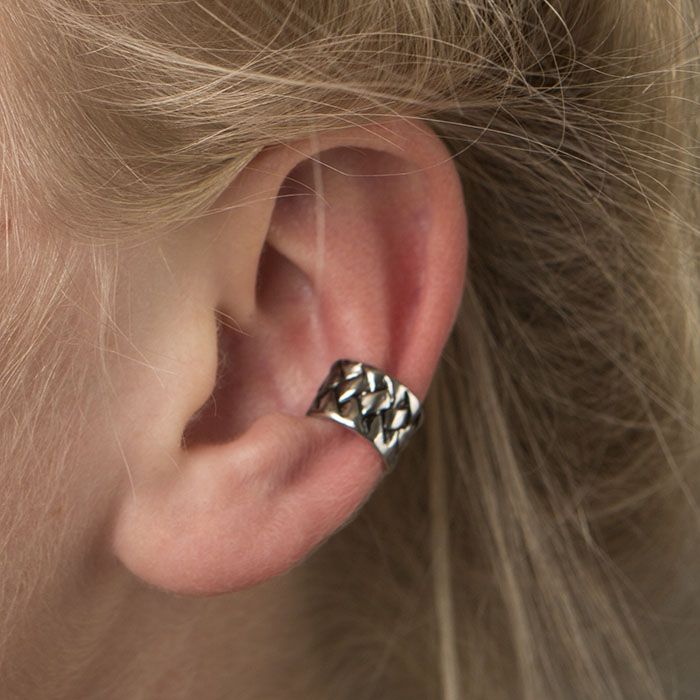 Ear cuff με μοτίβο πλεξούδα