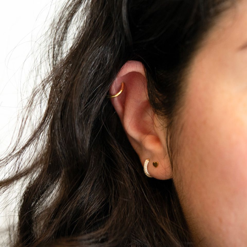 Labret with heart-shaped stud
