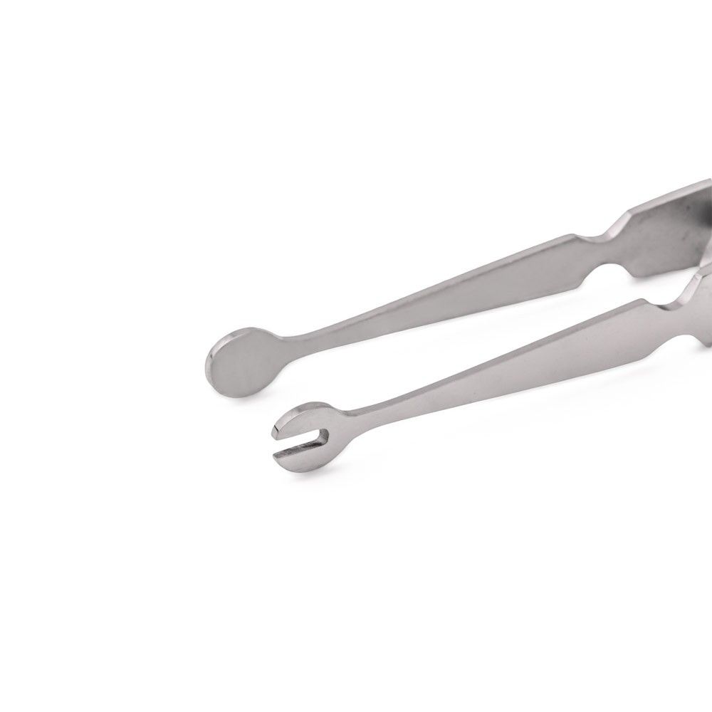 Pliers for labrets