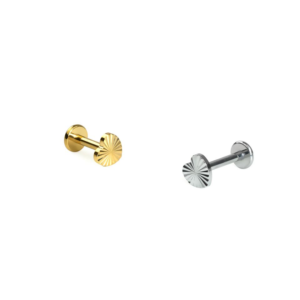 Heart shaped labret with textured pattern