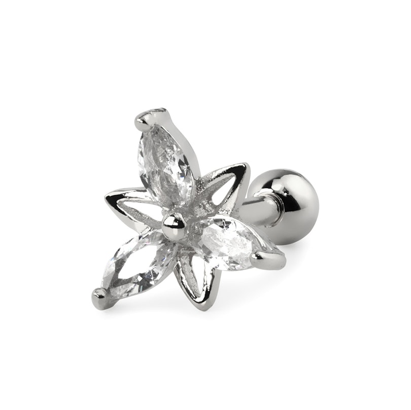 Ear piercing with double triangle flowers Body Piercing