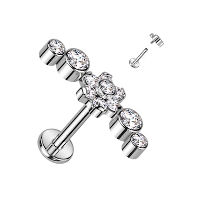 Labret made of titanium adorned with a beautiful flower design