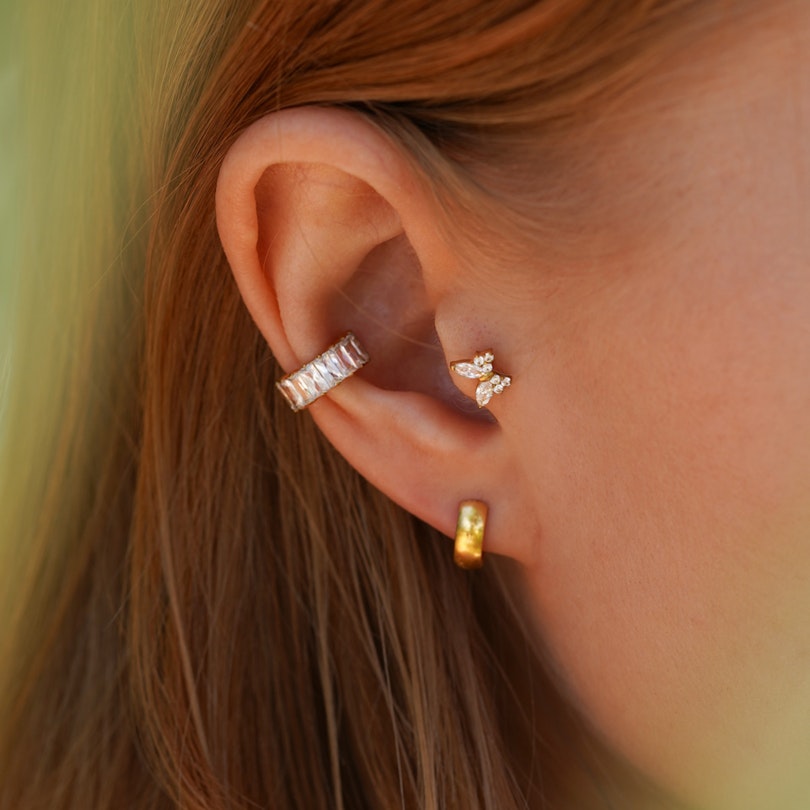 Titanium labret with CZ butterfly Piercing Jewelry