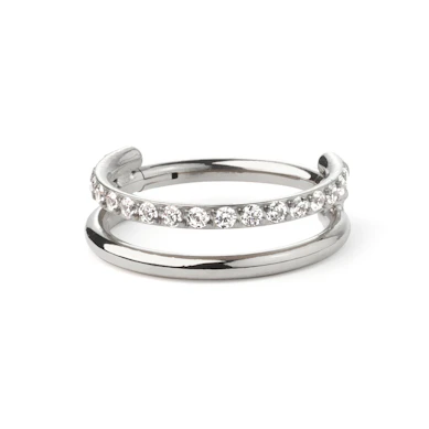 Titanium double ring with row of stones