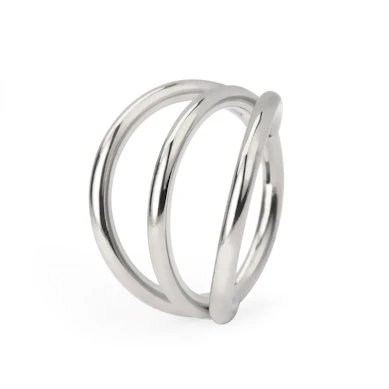 Triple hooped ring in titanium
