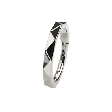 Diamond patterned nostril ring in titanium