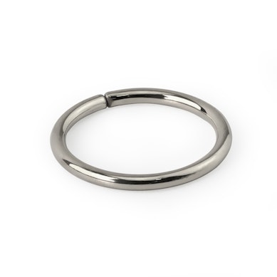 Seamless ring in a variety of colors