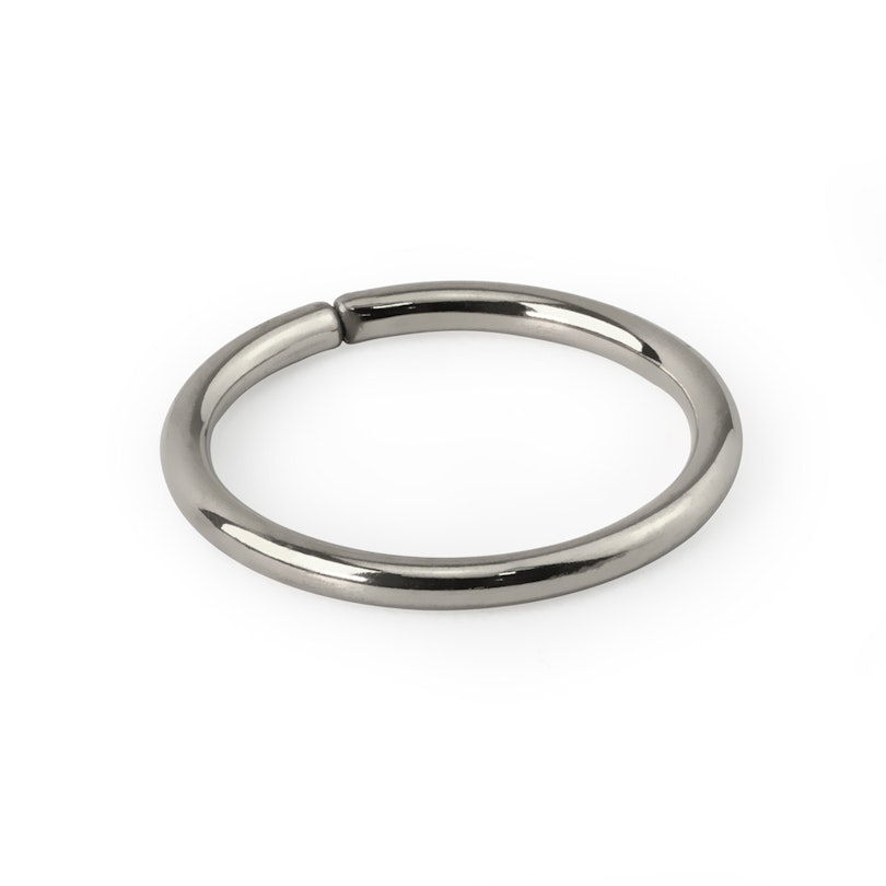 Seamless ring in a variety of colors Piercing