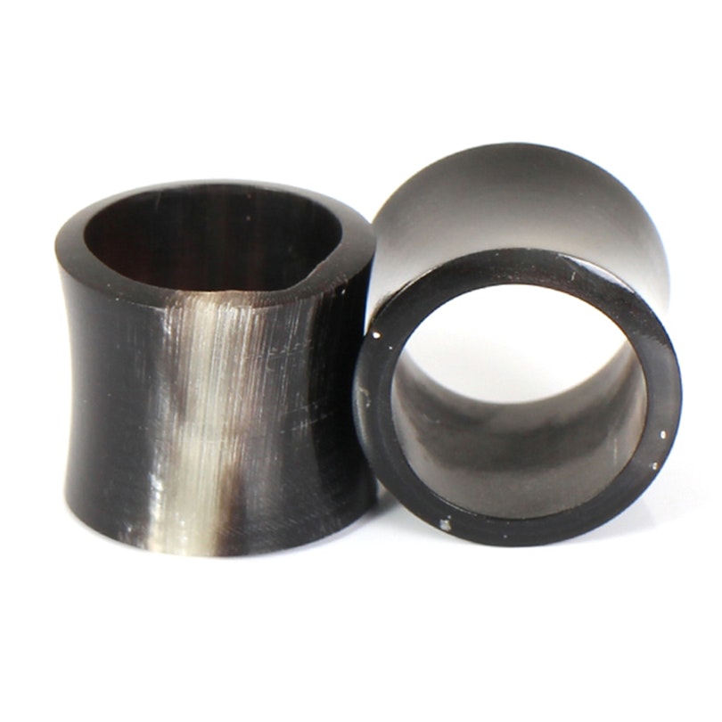 Tunnel made of horn Body Piercing