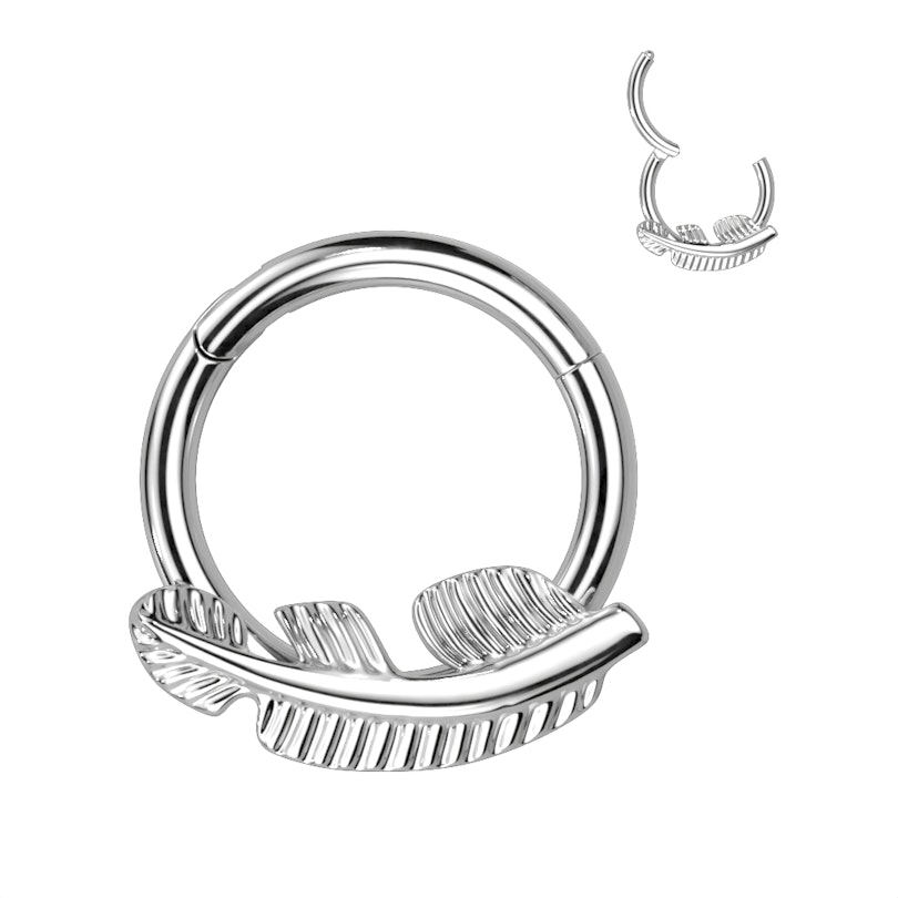 Hinged ring made of titanium with a front-facing leaf Piercing Jewelry
