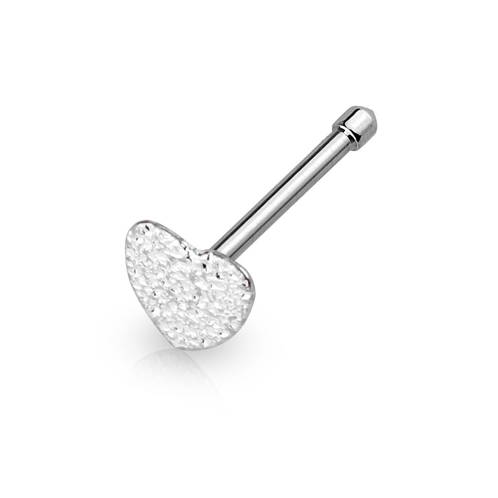 Nose discount stud heart
