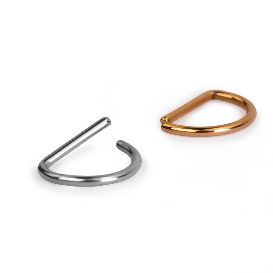 Pretty D shaped ring for different piercings
