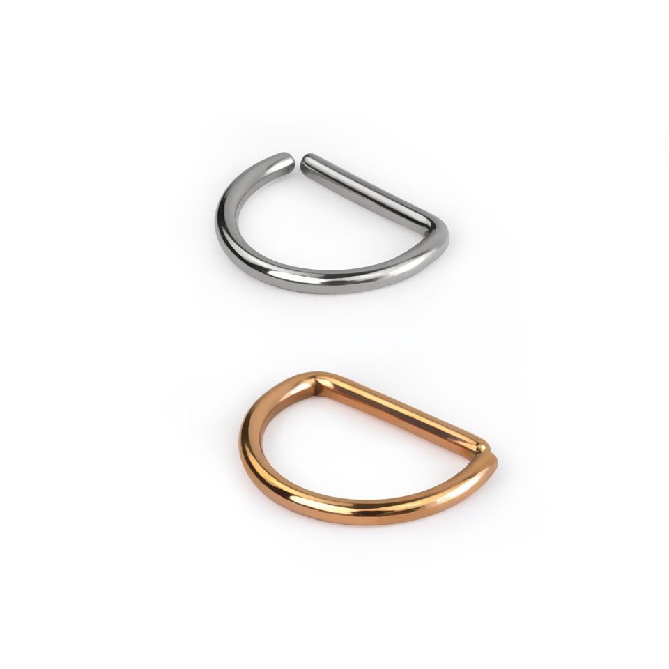 Pretty D shaped ring for different piercings