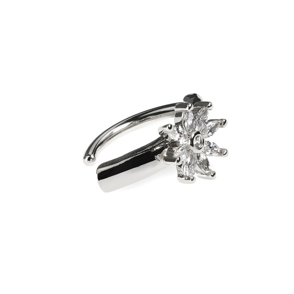 Belly clicker with sparkling flower