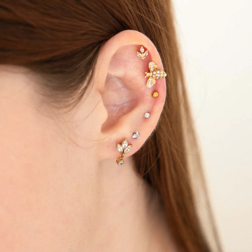 Titanium labret with lotus flower design and stone dangle