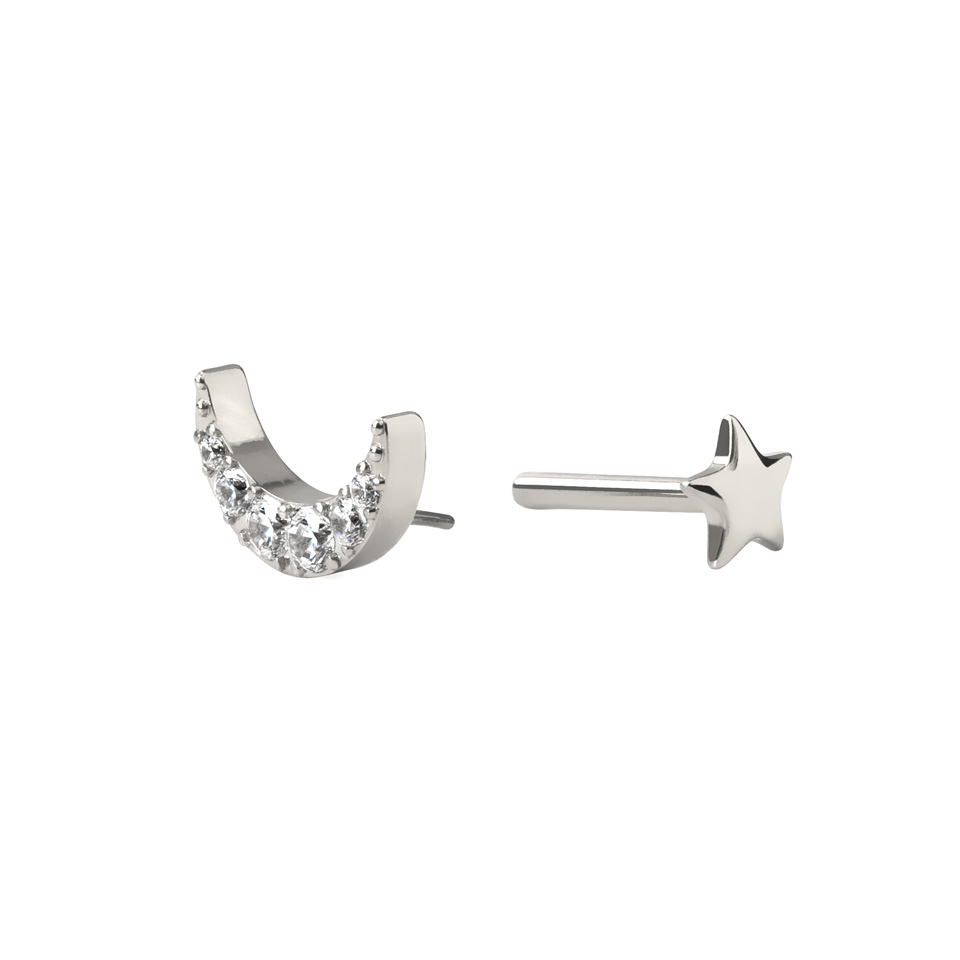 Moon labret with star back in titanium
