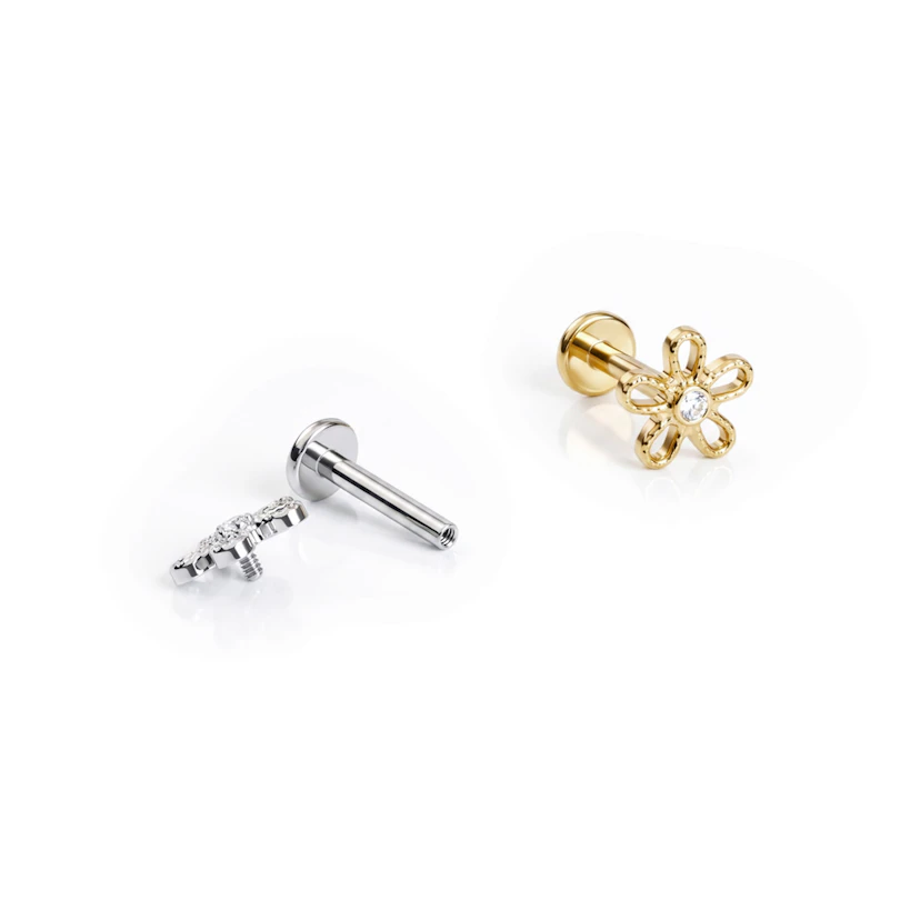 Flower labret in titanium