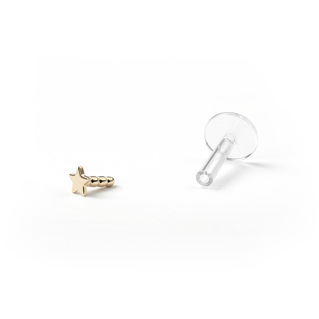 Labret with top star made of 14k gold