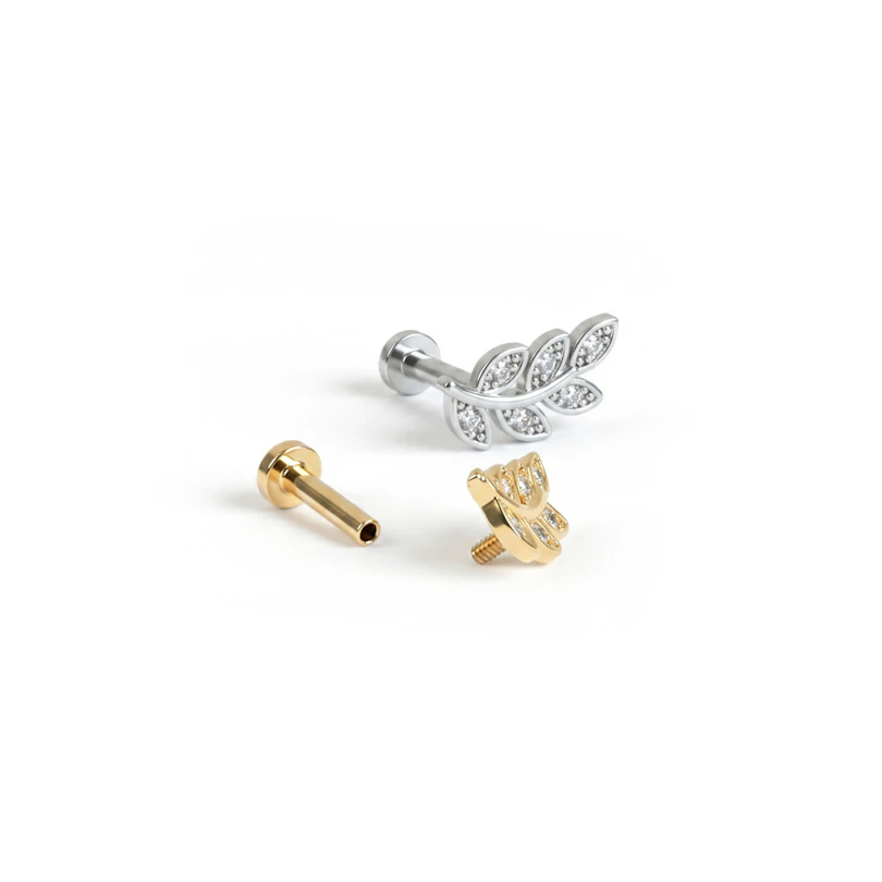 Labret internally threaded with studded leaf