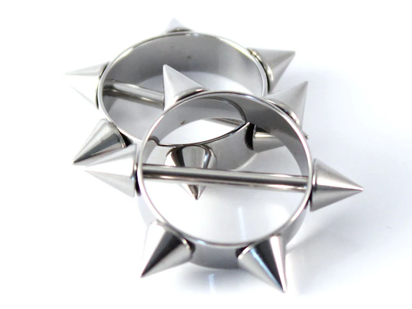 Nipple shield with spikes