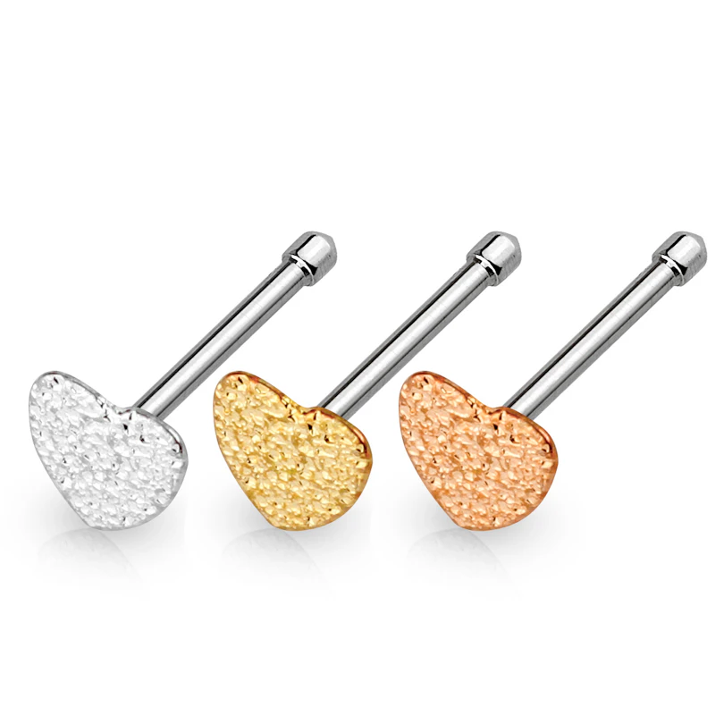 Nose stud with hammered heart