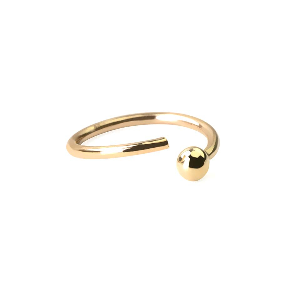 Ring made of 14k gold with fixed ball