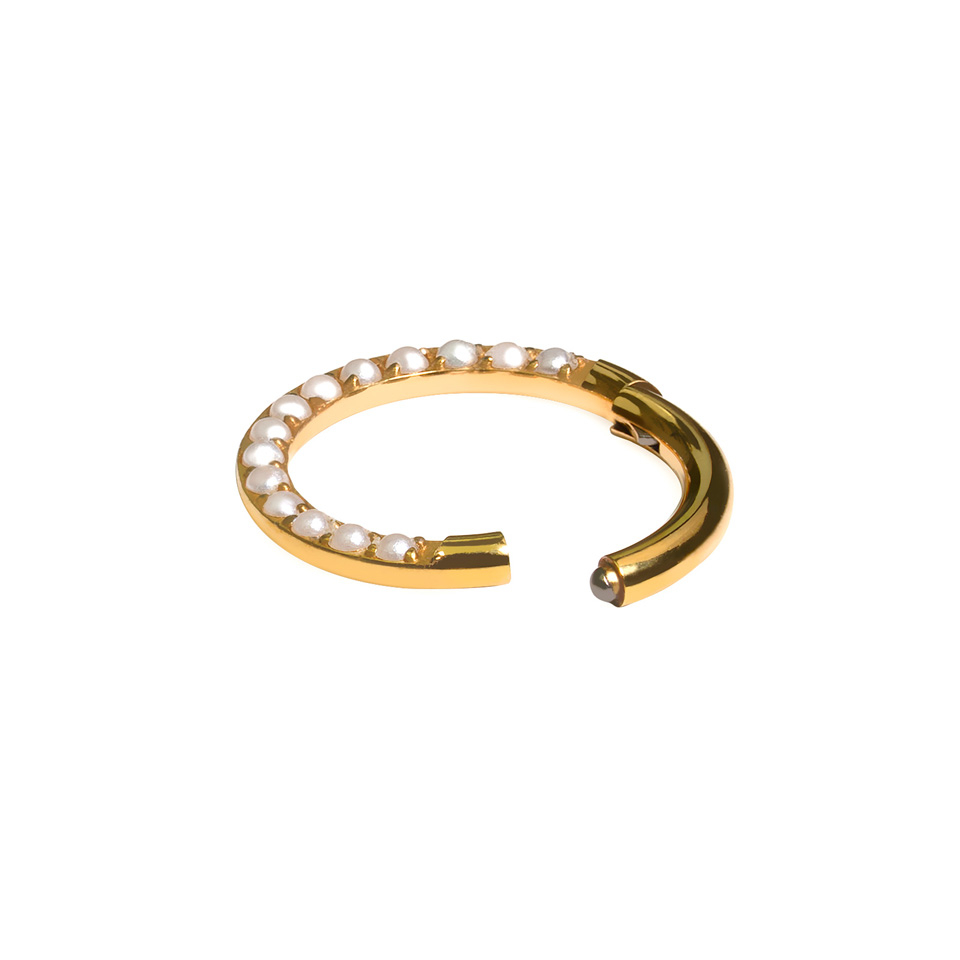 Titanium ring with forward facing pearls
