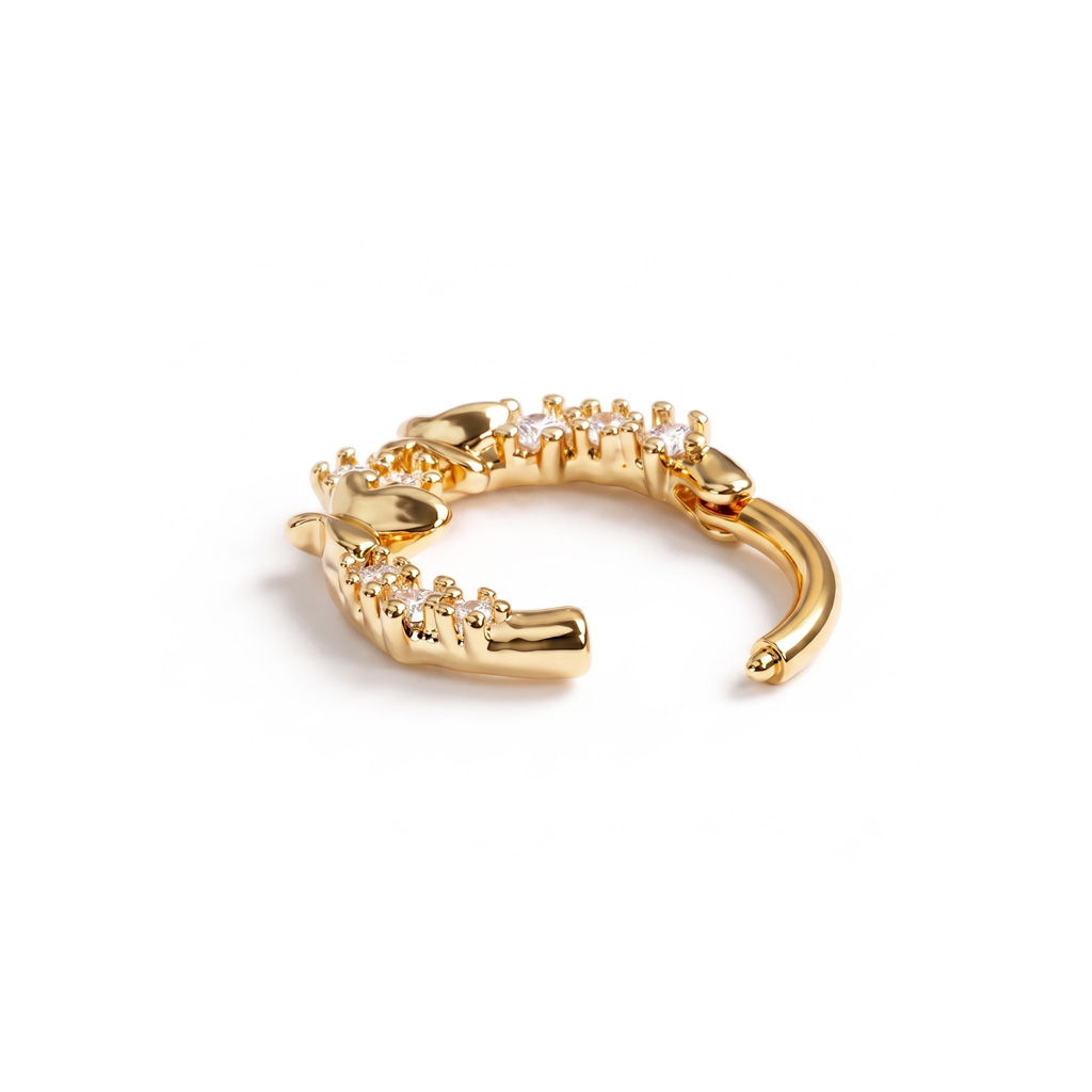 Forward facing ring with butterflies