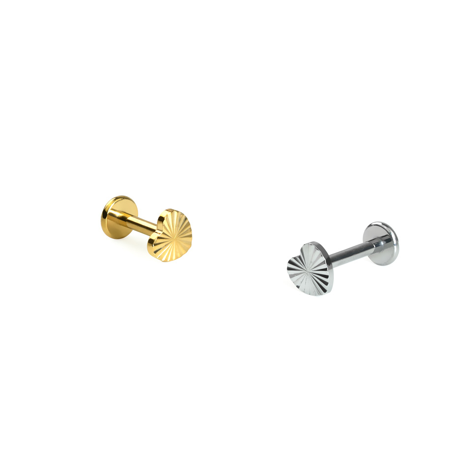 Heart shaped labret with textured pattern