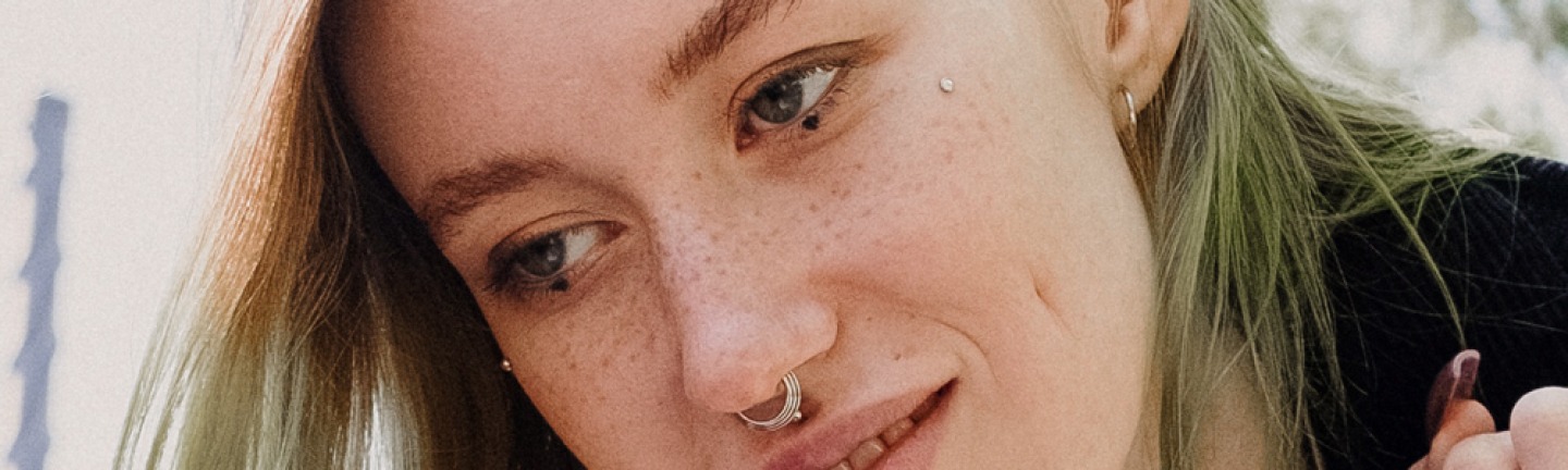 Dermalni Pirsing