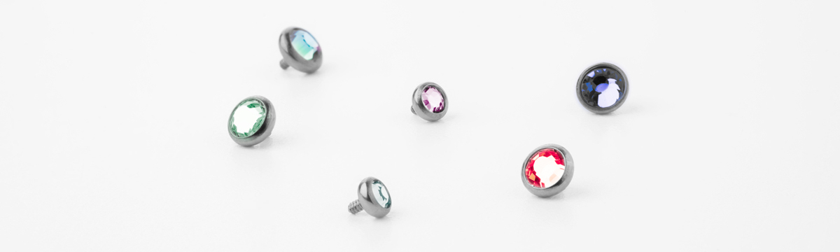 Mikrodermálny Piercing Mikrodermálny Piercing